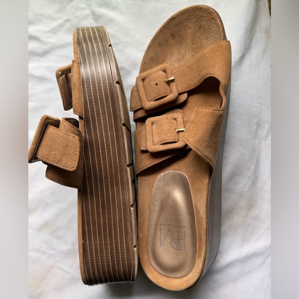 Pelle Moda platform slides size 8